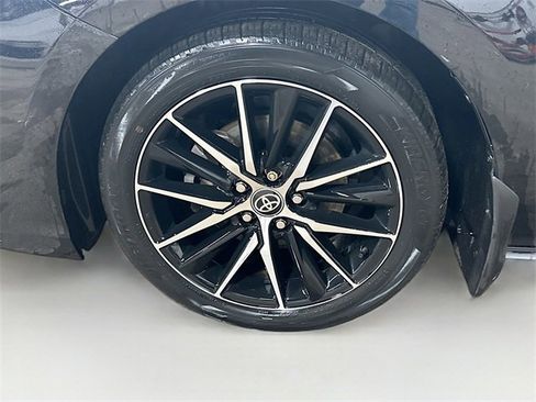 Used 2023 Toyota Camry SE image 10