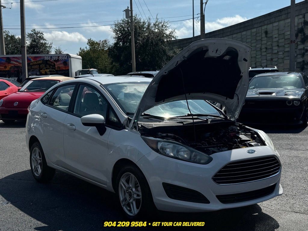 Used 2017 Ford Fiesta SE FWD image 37