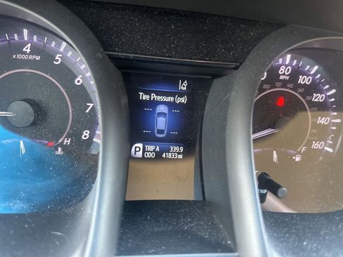 Used 2017 Toyota Avalon XLE Premium image 4