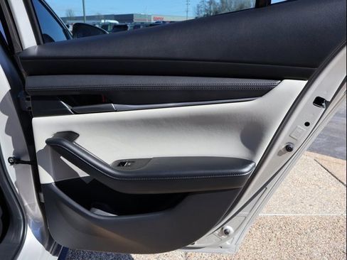 New 2026 MAZDA MAZDA3 2.5 S Sedan w/ Preferred Pkg image 16