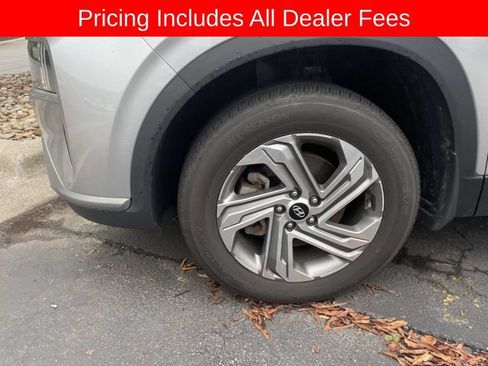 Used 2022 Hyundai Santa Fe SE AWD/4WD image 2