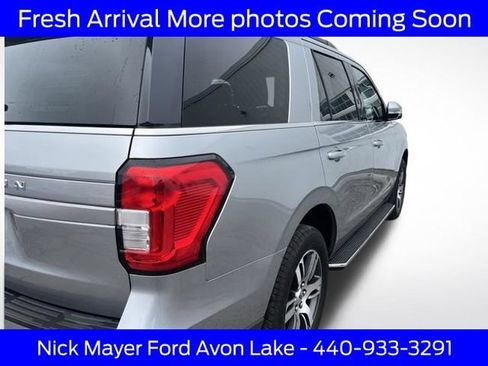 Used 2023 Ford Expedition XLT AWD/4WD image 5
