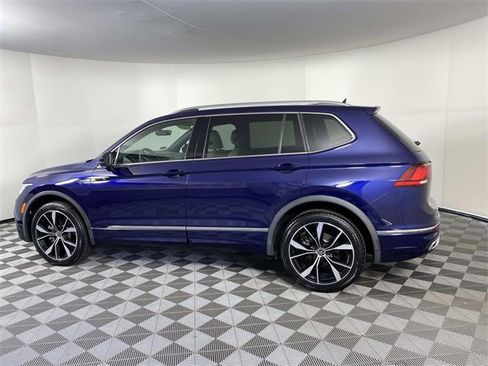 Used 2022 Volkswagen Tiguan SEL R-Line image 5