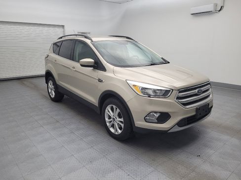 Used 2018 Ford Escape SE w/ SE Sync 3 Package image 11