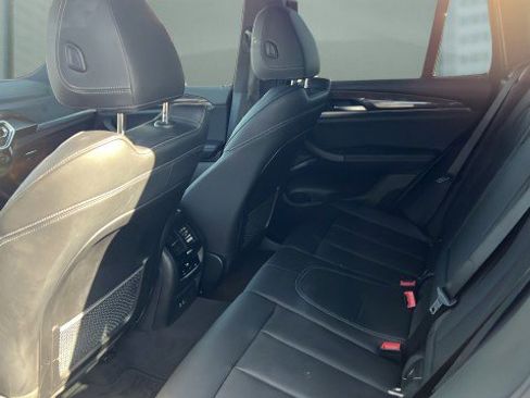 Used 2024 BMW X3 sDrive30i image 23