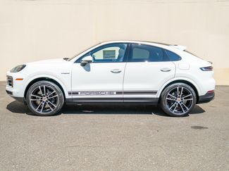 Certified 2025 Porsche Cayenne E-Hybrid Coupe AWD/4WD video 2