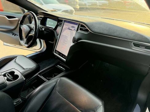 Used 2016 Tesla Model S 85D image 15