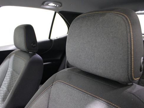 Used 2021 Chevrolet Equinox LT w/ LPO, Cargo Package AWD/4WD image 4