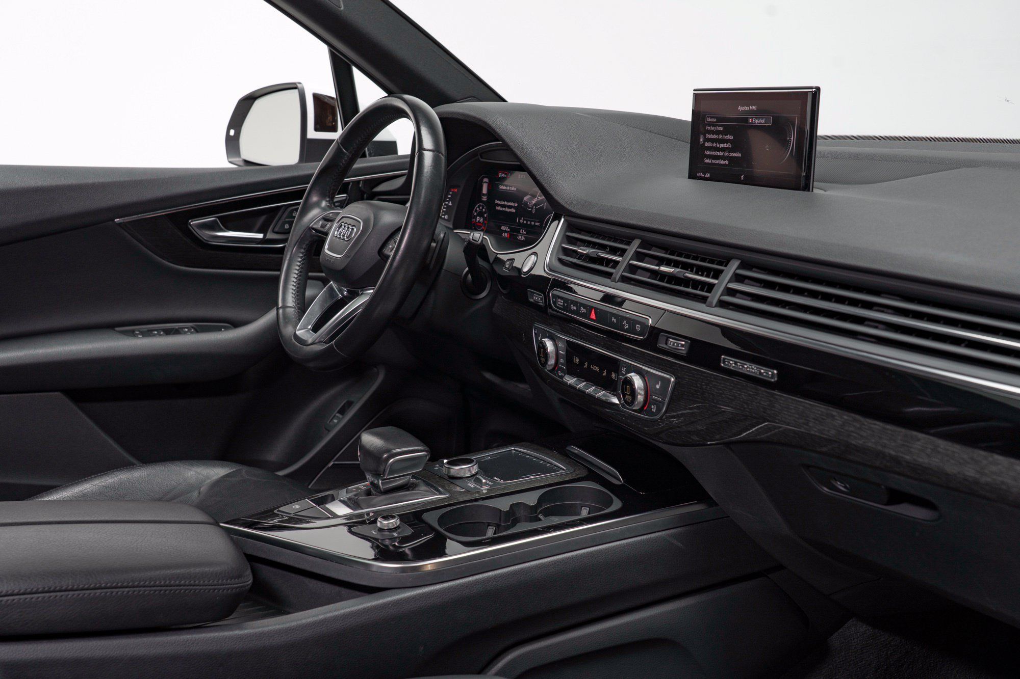 Used 2018 Audi Q7 3.0T Prestige w/ Prestige Package AWD/4WD image 48