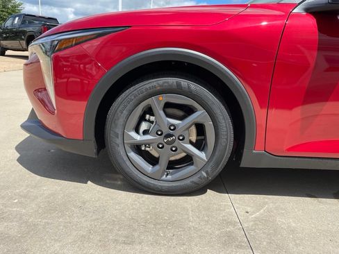 New 2026 Kia K4 FWD image 15