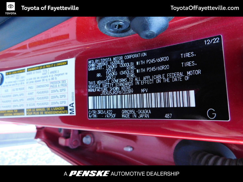 Used 2023 Toyota 4Runner Limited AWD/4WD image 9