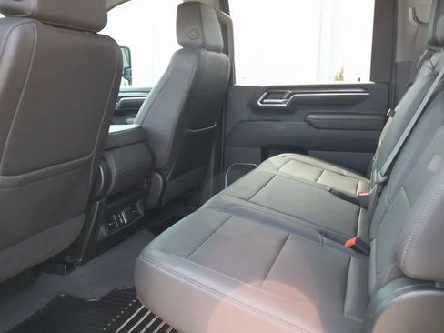 Certified 2024 Chevrolet Silverado 2500 LTZ AWD/4WD image 22