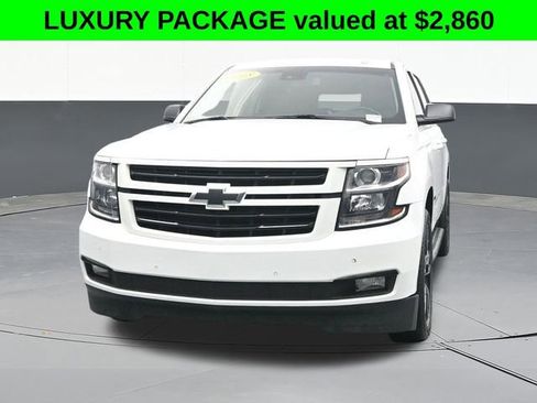 Used 2018 Chevrolet Tahoe LT w/ Luxury Package AWD/4WD image 2