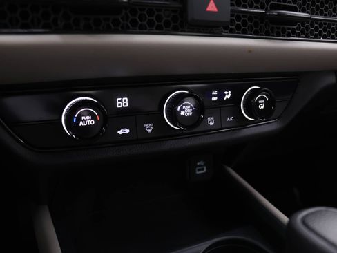 Certified 2023 Honda HR-V LX image 6