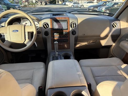 Used 2004 Ford F150 Lariat image 24