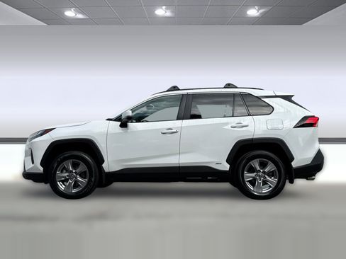 Used 2023 Toyota RAV4 XLE w/ Convenience Package AWD/4WD image 2