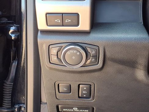 Used 2019 Ford F350 Platinum w/ Platinum Ultimate Package AWD/4WD image 21