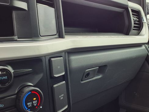 Used 2023 Ford F250 XL w/ STX Appearance Package image 8