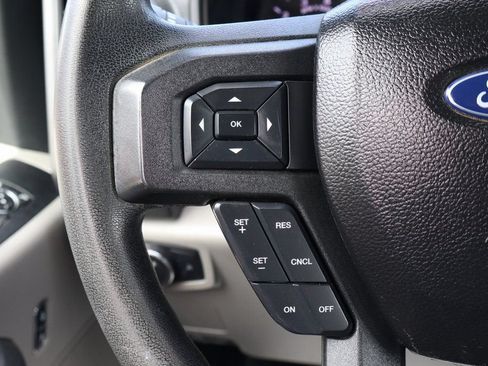 Used 2018 Ford F350 XL w/ Power Equipment Group RWD image 22