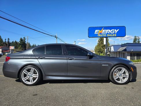 Used 2015 BMW 550i Sedan image 2