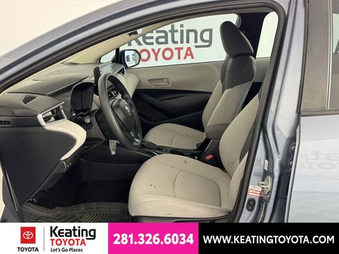Used 2022 Toyota Corolla LE FWD image 14