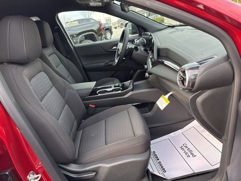 New 2026 Chevrolet Equinox LT w/ Safety and Technology Package AWD/4WD image 27