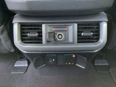 Used 2021 Ford F150 Lariat w/ Equipment Group 502A High image 38