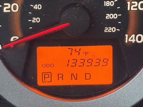 Used 2012 Toyota RAV4 4WD w/ Upgrade Value Pkg image 14