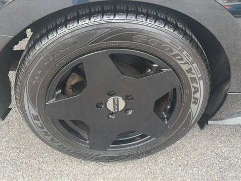 Used 2015 Ford Mustang Coupe image 26