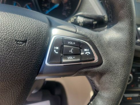 Used 2018 Ford Escape Titanium AWD/4WD image 21