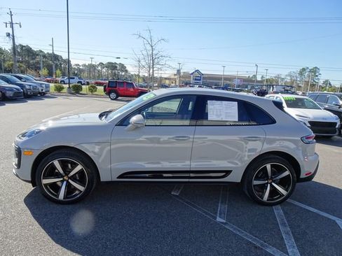 Used 2023 Porsche Macan S AWD/4WD image 7