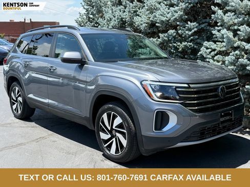 Used 2025 Volkswagen Atlas SE AWD/4WD image 12