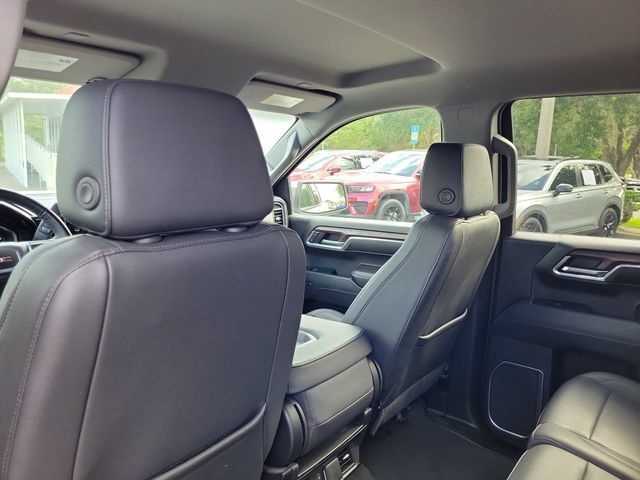Used 2024 GMC Sierra 1500 SLT AWD/4WD image 12