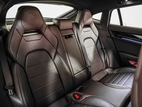 Used 2025 Porsche Panamera 4S image 6