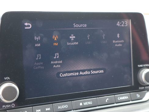 Used 2024 Nissan Rogue S FWD image 8