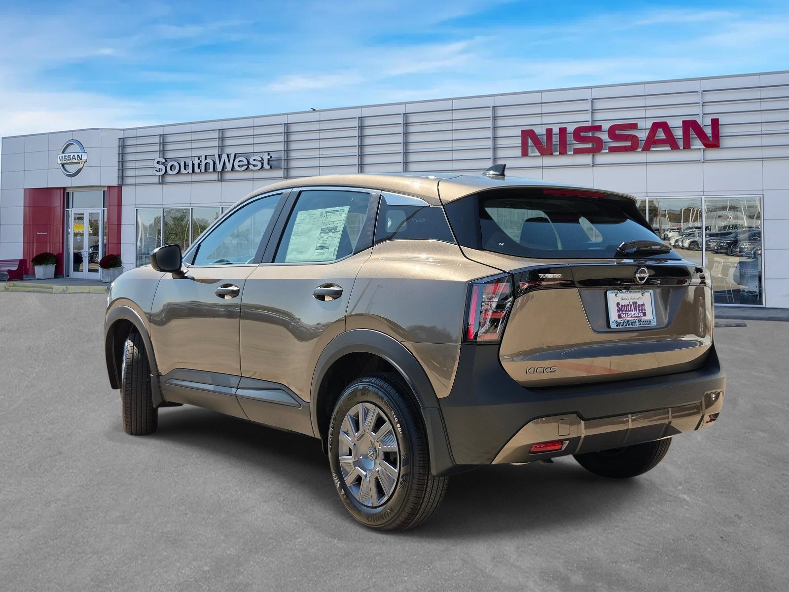 New 2027 Nissan Kicks S FWD image 7