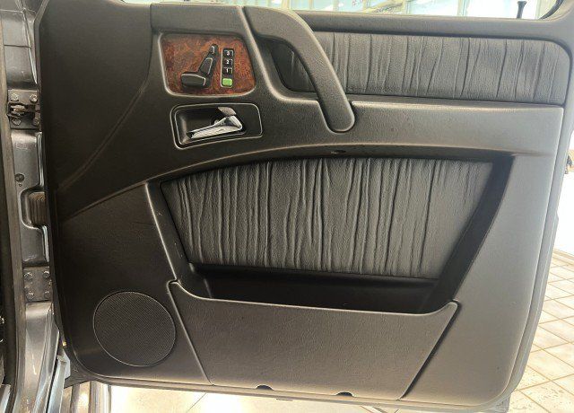 Used 2005 Mercedes-Benz G 500 image 16