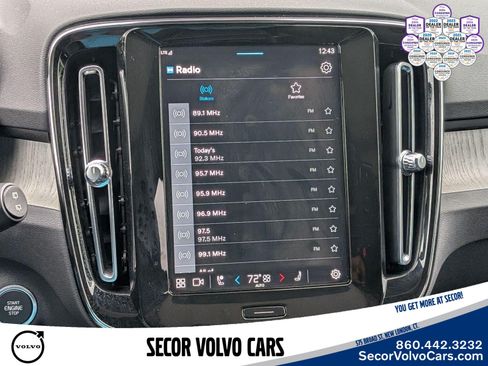 Used 2023 Volvo XC40 B5 Ultimate w/ Protection Package Premier AWD/4WD image 24