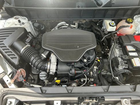 Used 2019 GMC Acadia SLT FWD image 33