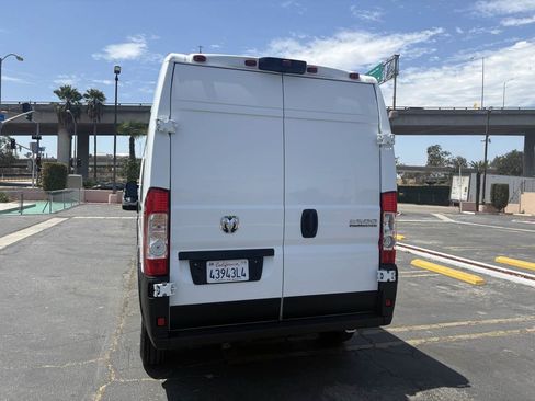 Used 2026 RAM ProMaster 2500 w/ Convenience Group FWD image 10