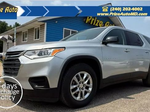 Used 2020 Chevrolet Traverse LS image 1