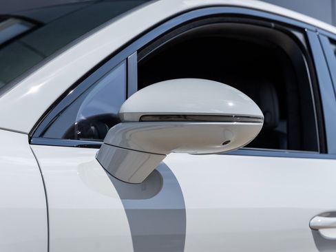 New 2026 Porsche Cayenne Turbo image 17