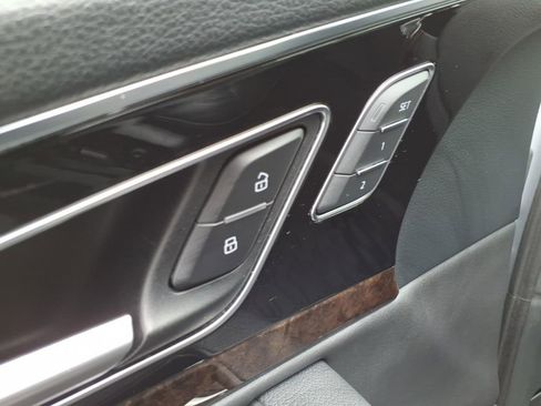 Used 2018 Audi Q7 3.0T Prestige AWD/4WD image 15
