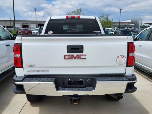 Used 2019 GMC Sierra 2500 4x4 Double Cab w/ Sierra Convenience Package image 2