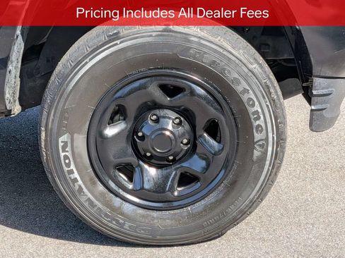 Certified 2023 Toyota Tacoma SR AWD/4WD image 12