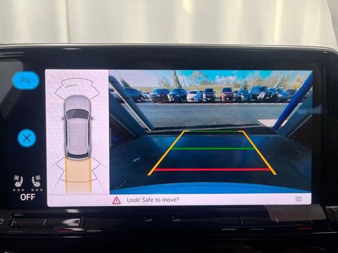 New 2026 Volkswagen Atlas Cross Sport SE image 17