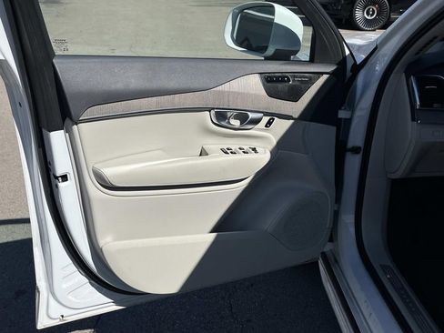 Used 2023 Volvo XC90 B6 Plus w/ Protection Package Premier image 20