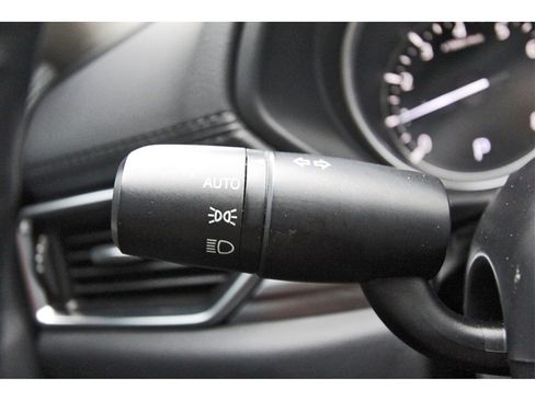 Used 2019 MAZDA CX-5 Touring image 17