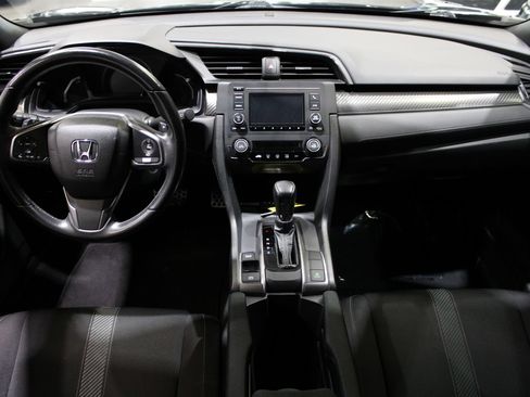 Used 2018 Honda Civic Sport image 30