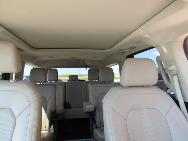 Used 2023 Ford Expedition Limited AWD/4WD image 35